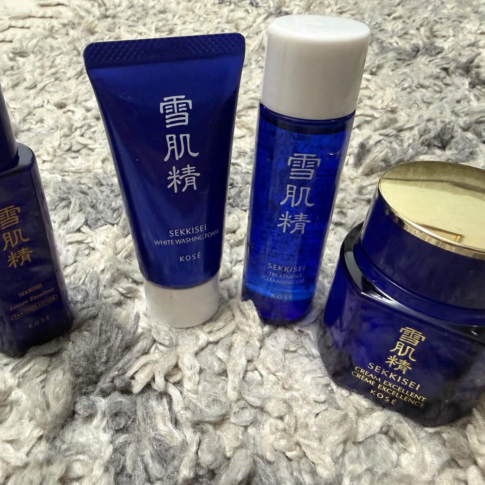 Sekkisei Skincare Set - Blue
